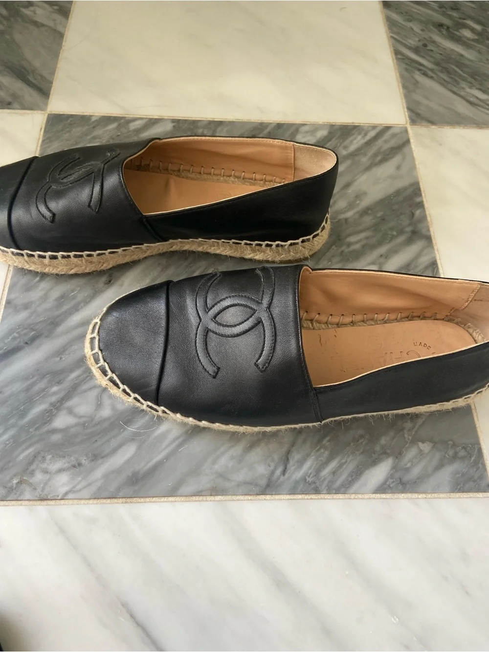 CHANEL Black Leather Espadrille Flats with Interlocking CC